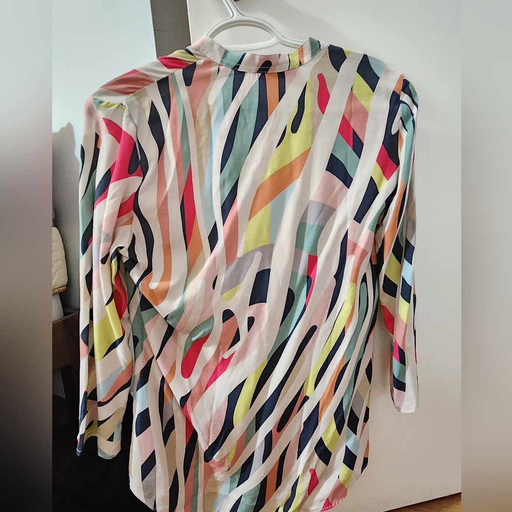Vilagallo Orange Yellow Graphic Blouse with Mandarin Collar - Picture 3 of 5